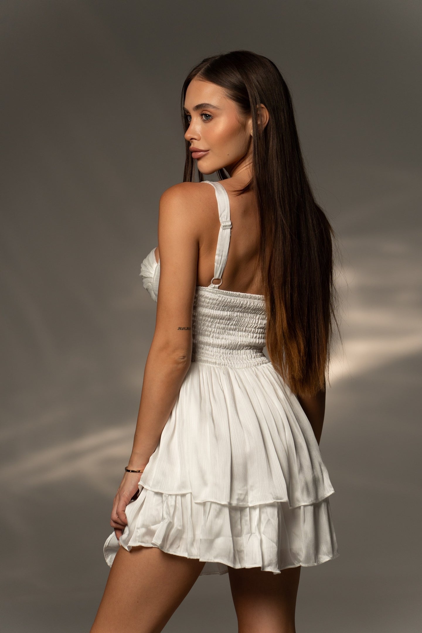 Рокля Addict White