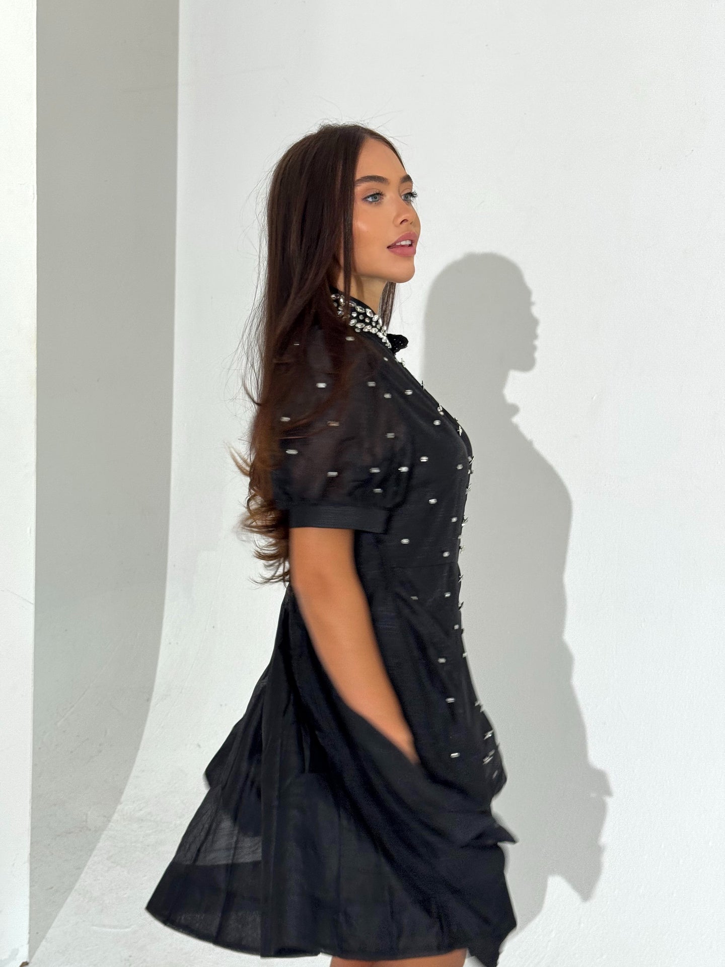 Рокля Glow Black